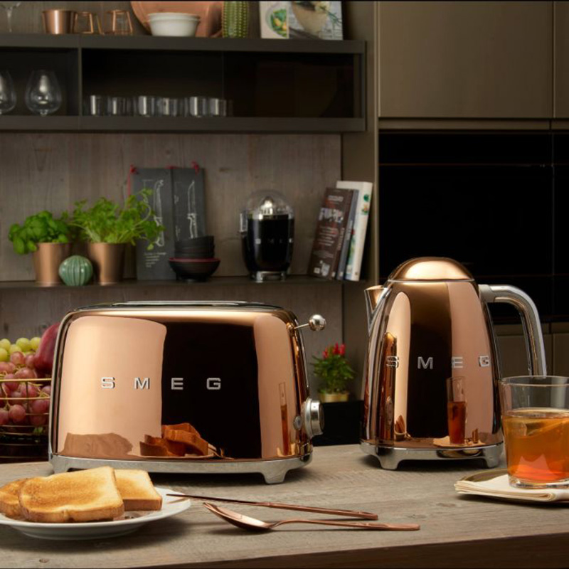 smeg gold kettle